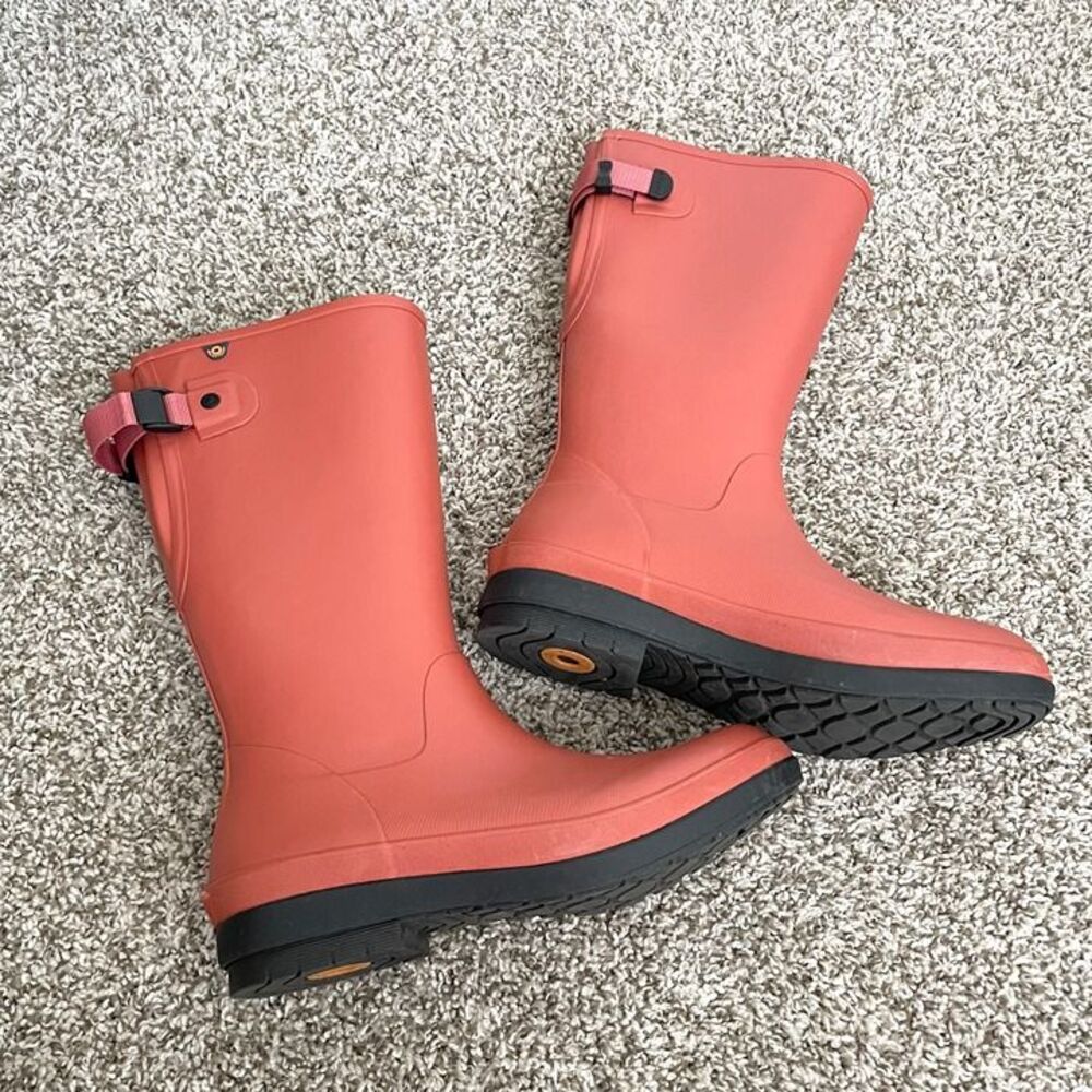 Size 9 / Women's BOGS Boots